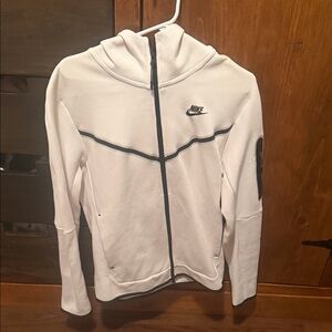 Unisex White Nike Tech